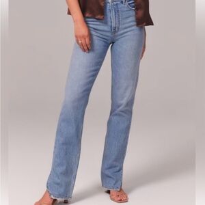 Abercrombie Ultra High Rise 90s Straight Jean